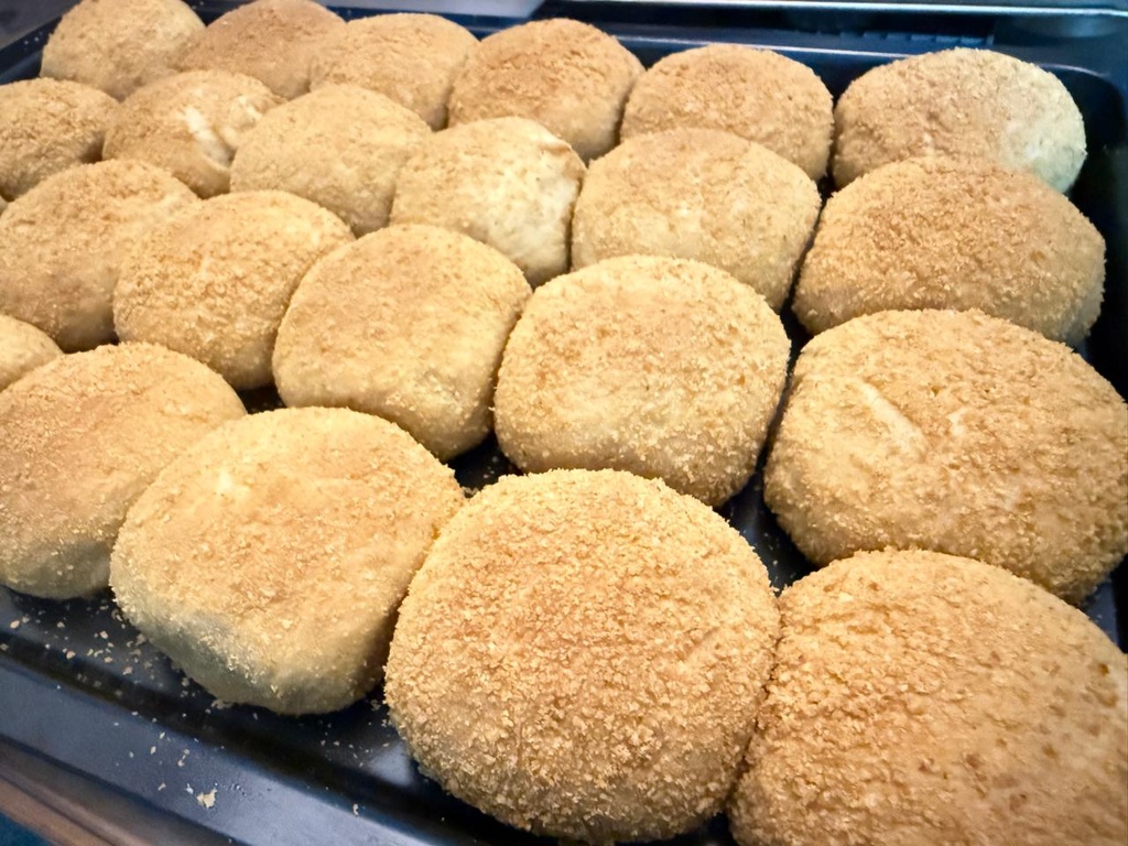 CHEESE PANDESAL
